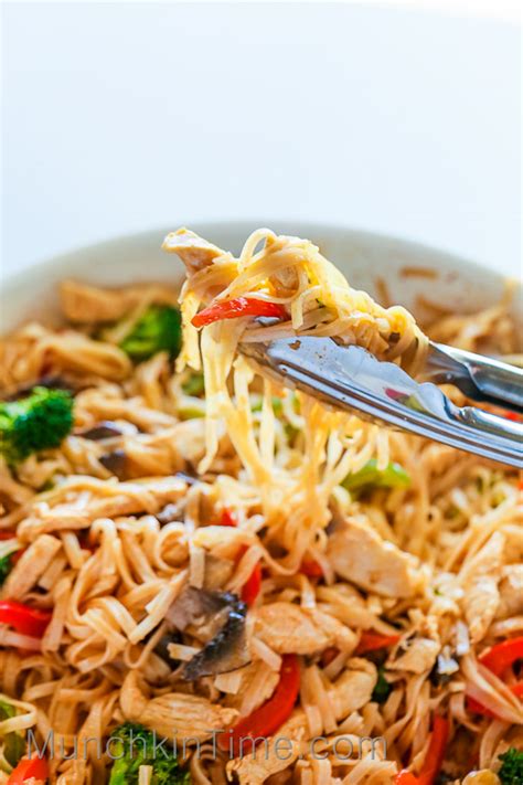 Serve chicken liver fry recipe along with pudalangai poriyal. 30-Minute Rice Noodle Chicken Stir Fry Recipe - Munchkin Time