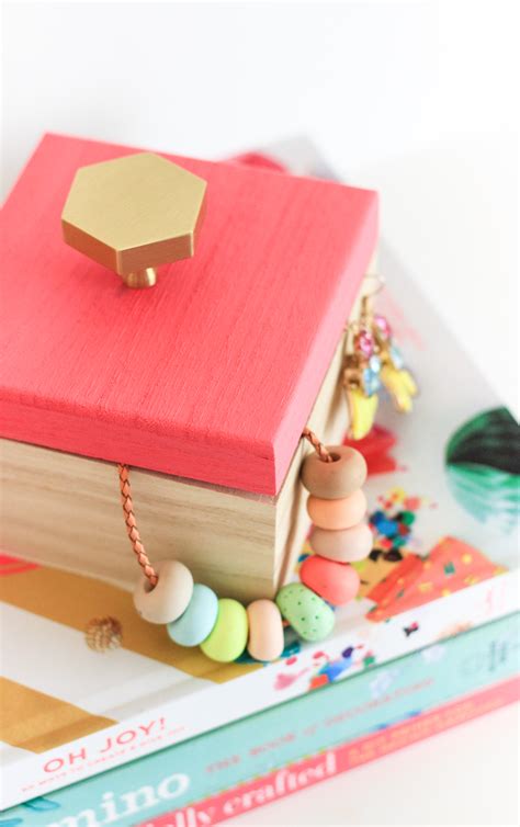 10 Minutes Or Less Diy Jewelry Box The Crafted Life