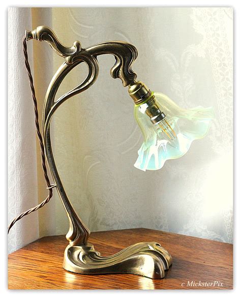 Art Nouveau Flowing Lines Brass Table Lamp With C1900 Powell Vaseline