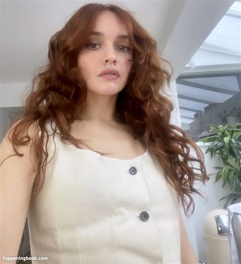 Olivia Cooke Nude OnlyFans Leaks Fappening Page 2 FappeningBook