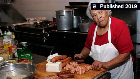 Leah Chase 96 Creole Chef Who Fed Presidents And Freedom Riders Dies