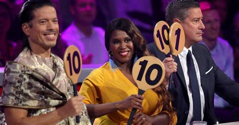 Hier findet ihr alle news und infos zum start der show, den sendeterminen, den kandidaten, der jury, den profitänzern und den moderatoren in diesem jahr. Let's Dance 2021: Da sind sie ja! RTL stellt die ...