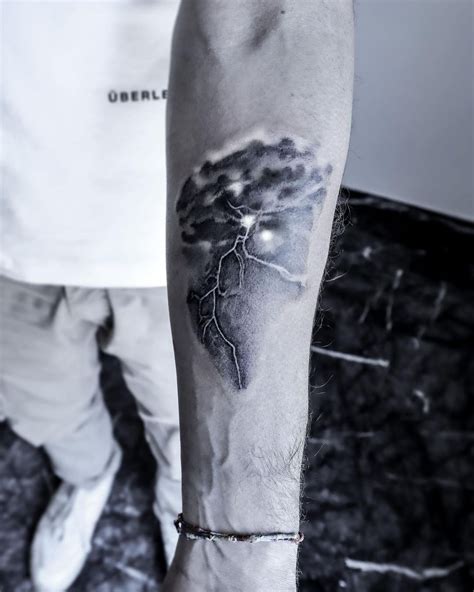 C I E N On Instagram Thunderstorm Thunder Lightning Tattoo