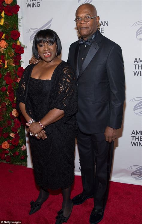 6 feet & 2.5 inches. Samuel L Jackson and Magic Johnson hit the red carpet at ...