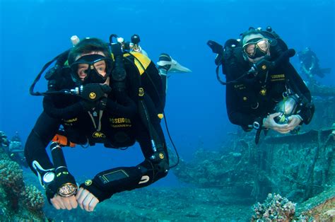 Whats The Difference Between Technical Diving And Recreational Diving
