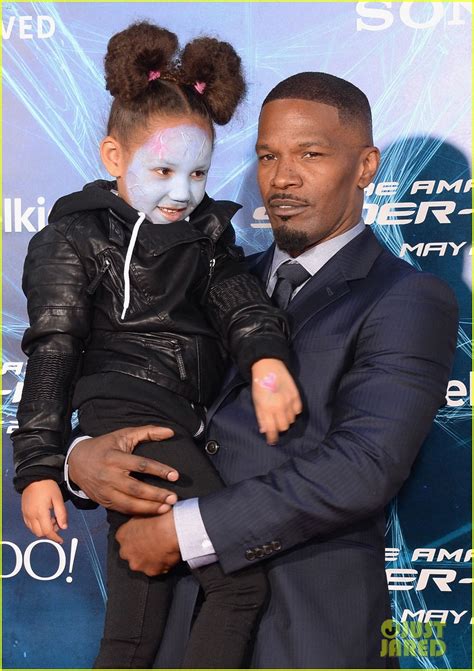 Jamie foxx returns as electro today! Jamie Foxx's Daughter Wears Electro Makeup at 'Amazing ...
