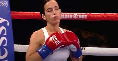 One Of The Fastest Knock Outs In Women S Boxing History Wow Ouch Video Ebaum S World