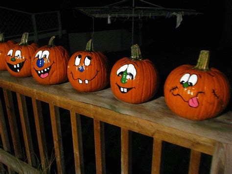 20 Faces Painted On Pumpkins Funny