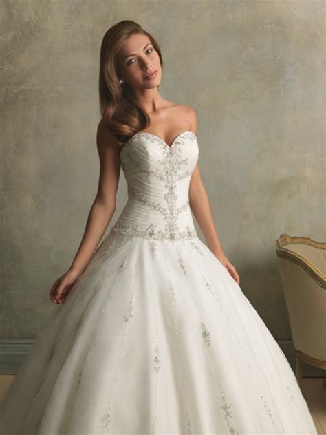 Tulle Ball Gown Wedding Dress With Sweetheart Necklinecherry Marry