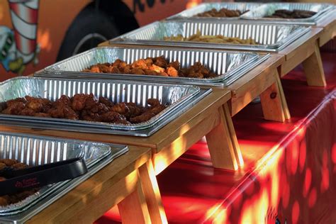 Catering » Roosters Wings