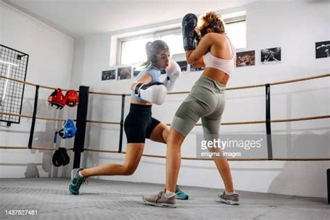 Two Women Boxing Photos And Premium High Res Pictures Getty Images