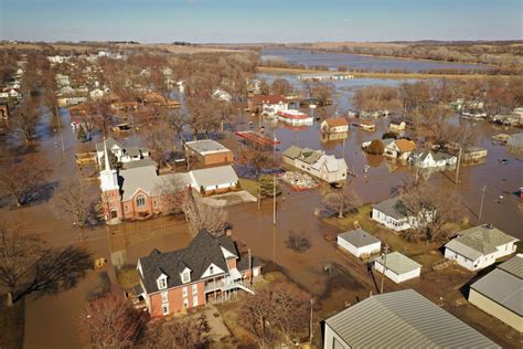 Iowas Congressional Delegation Braces For Back To Back Flooding Iowa