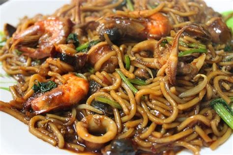 Resepi mee gorang basah sedap ataupun biasa adalah makanan yang amat serasi dengan masyarakat melayu sama ada untuk sarapan, makan tengah hari, minum petang atau makan malam. Resepi-Resepi Menyelerakan: Resepi Mee Goreng Basah