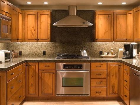 Popular Oak Kitchen Cabinets Designs And Tips Mykitcheninterior