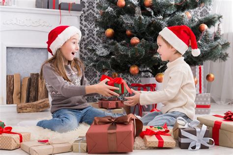 What Are The Perfect Christmas Ts For Children · Businessfirst