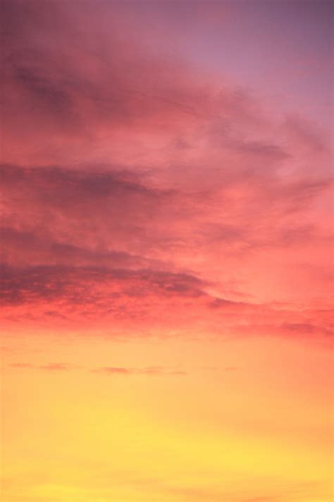 Download Mobile Wallpaper Dusk Evening Clouds Sky Twilight Nature