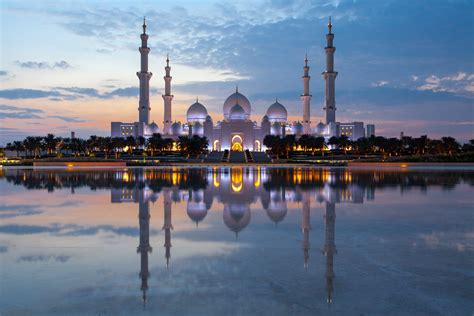 The Beautiful Architecture Of Sheikh Zayed Grand Mosque Abu Dhabi