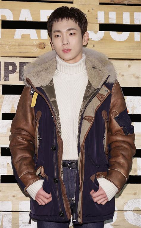 Key Shinee From Korean Celebrities Who Will Be Enlisting Into The