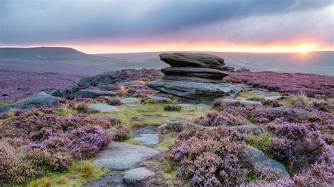 Sunrise At Over Owler Tor Above Surprise View In The Peak District