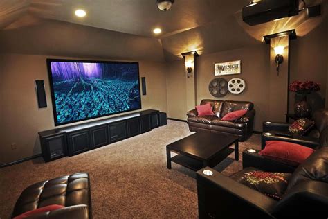 Why Choose a Projector for Your Home Theatre?