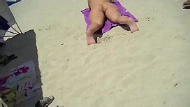 My Wife Having Fun With Voyeur At Nude Beach Xxxpicz