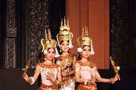 Asiatrips Travel Apsara The Traditional Cambodian Dance