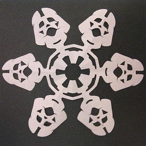 Make Your Own Star Wars Themed Paper Snowflakes Gadgetsin