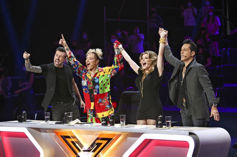 The x factor is itv's premiere talent show, created by music mogul simon cowell in 2004 in the uk. X Factor 2020. Cine castiga marele premiu de 100.000 de euro