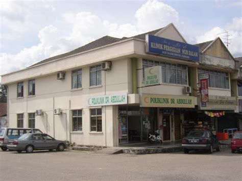 Kompleks jabatan perkhidmatan veterinar negeri johor (18 m), klinik veterinar kerajaan bbu jb (109 m). Poliklinik Dr. Abdullah - Johor Bahru District