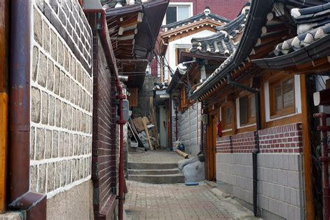 Bukchon Hanok Village Old Seoul Bukchon Hanok Village Flickr