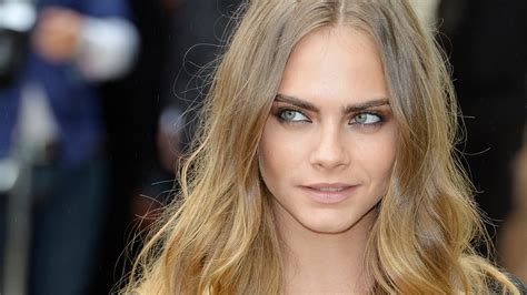 Cara Delevingne Haircut See The Model S New Look