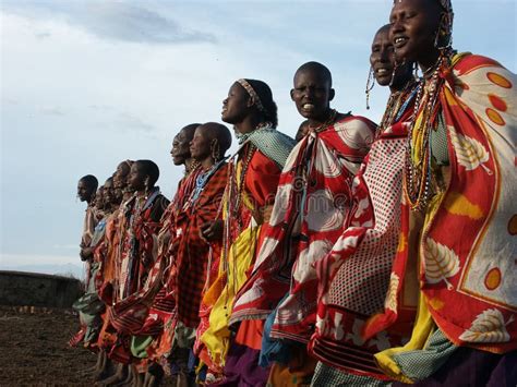 Maasai Women Dancing Editorial Stock Image Image Of Masai 11722604