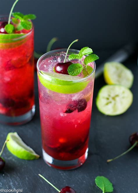 Berry Hibiscus Iced Tea Lemonade Refresher