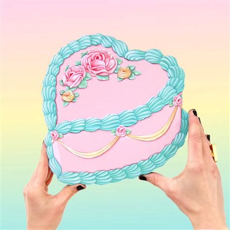 Everyday Is A Holiday — Everyday Heart Cake Plaque