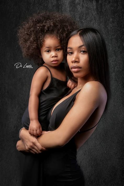 Pin By Janiya Agurs On F A M I L Y ‍‍ Mommy Daughter Photography