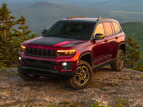 New 2023 Jeep Grand Cherokee Overland 4wd Sport Utility Vehicles In