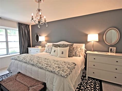 My current bedroom is this colour scheme, very relaxing. Photo Page | HGTV