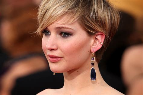 Jennifer Lawrence Not The Nude Photo Hero We Deserve But
