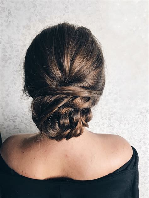 79 Stylish And Chic How To Make A Low Bun Hairstyle For Bridesmaids