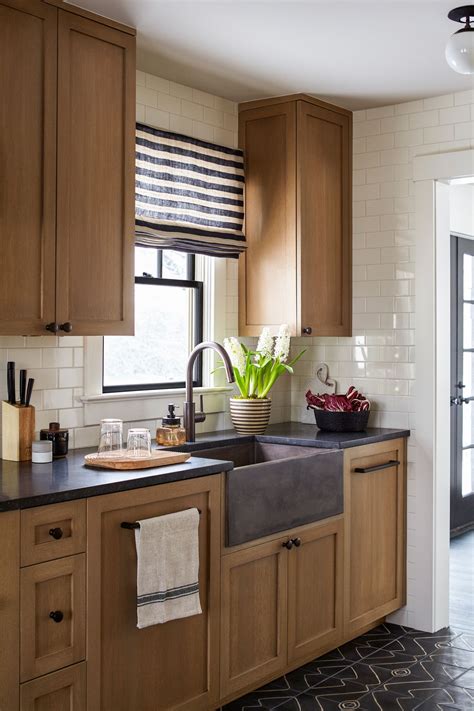 Farmhouse kitchens blend a multitude of distinct styles: Modern Farmhouse Decor Ideas 2018 Rustic Home Inspiration ...