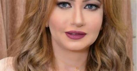 ونشرت مي العيدان صورة جمعت مشاري البلام وزوجته وأبناءه معلقة عليها: مي العيدان تسخر من فرح الهادي على طريقتها | وكالة سوا ...