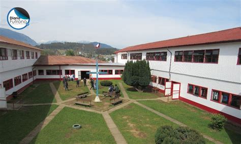 Liceo San Conrado De Futrono Logró 100 De Excelencia Académica