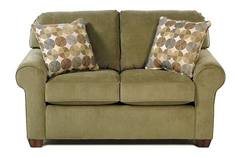 Flexsteel Thornton Loveseat Shuees Furniture And Appliance