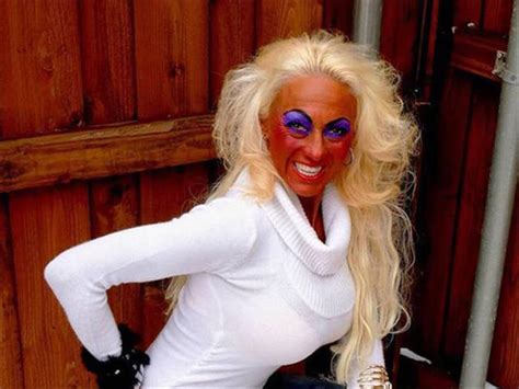 It S Officially Fake Tan Season Just In Time For Halloween Pics