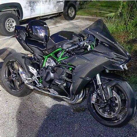 Kawasaki H2 The Ultimate Superbike