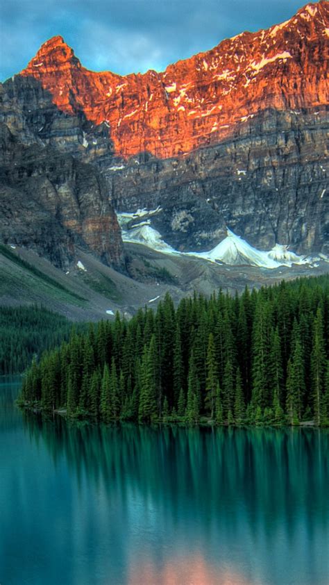 Обои озеро Морейн горы Moraine Lake Banff Canada Mountains Forest