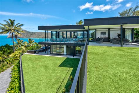 glasshouse hamilton island luxury homes