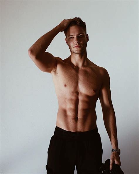 TOBIAS REUTER Tobiasrtr Instagram Photos And Videos Gym Men Hunky Men Sexy Men