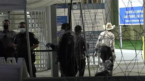Frontera Entre México Y Estados Unidos Permancerá Cerrada 30 Días Más