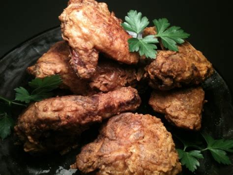 Whisk flour with salt and pepper. Paula Deans Spicy Buttermilk Fried Chicken Recipe - Food.com